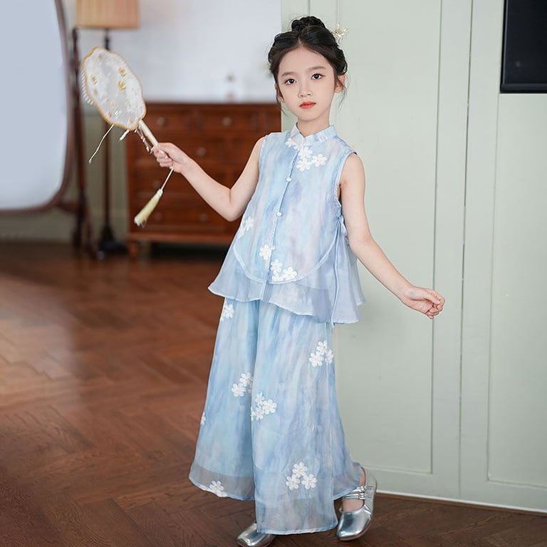 Girls' Blue Floral Two-Piece Vest Top Set | Chic Chinese-Inspired